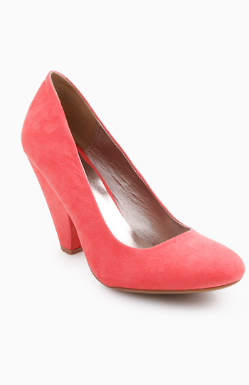 Retro Coral Pumps Slide 1