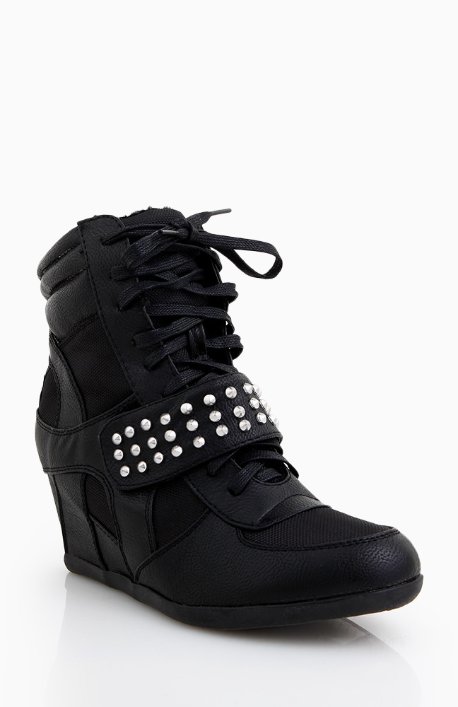 Edgy Hidden Wedge Sneakers in Black DAILYLOOK