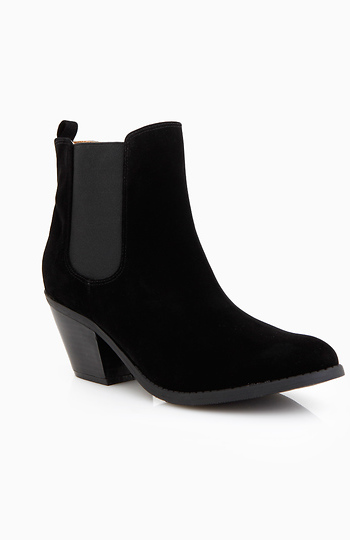 Slip On Ankle Bootie in Black | DAILYLOOK