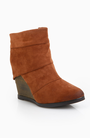 Western Wrap Wedges Slide 1