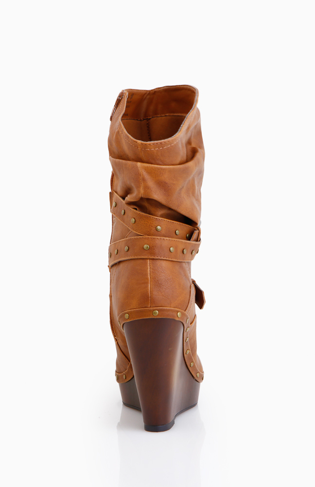 buckle design wedge boots