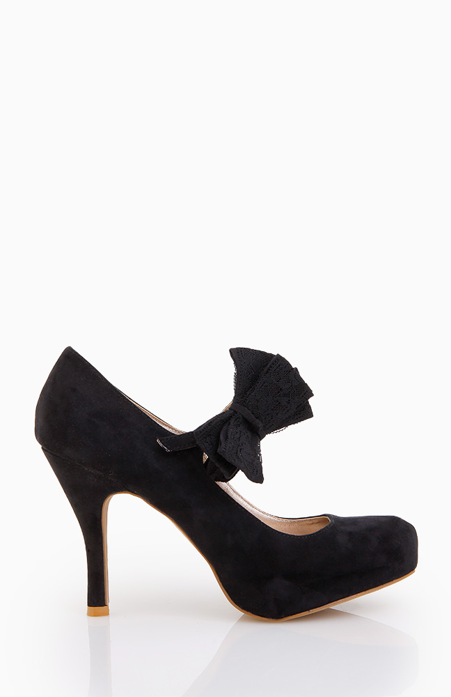 pumps with bow on back
