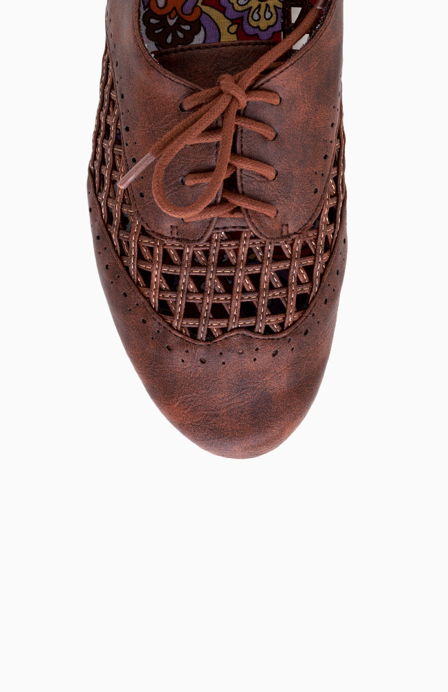 Woven Oxford Shoes in Tan DAILYLOOK