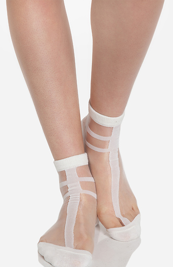 Sheer Outlined Socks Slide 1