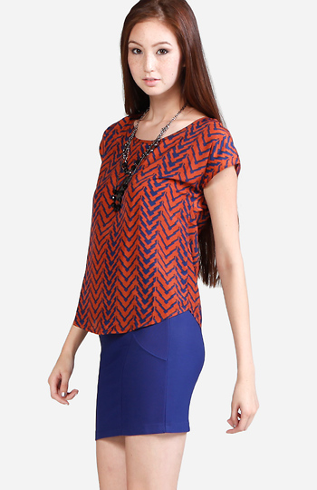 Essential Blouse in Navy Multi Chevron