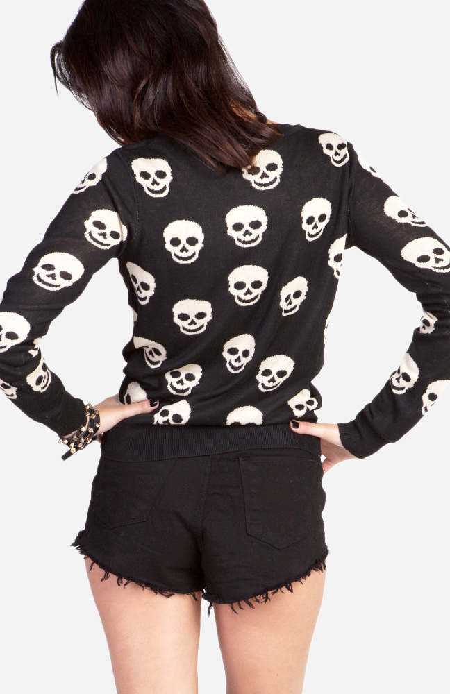 Skull Happy Sweater in Black | DAILYLOOK