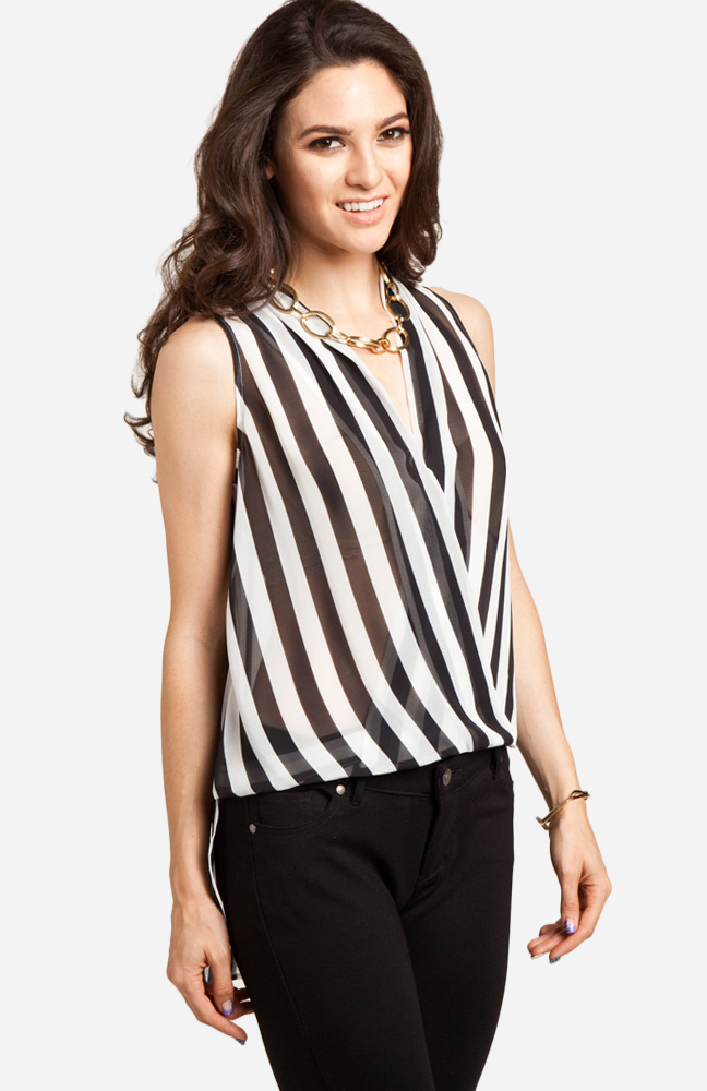 Draped High Low Striped Top in Black | DAILYLOOK