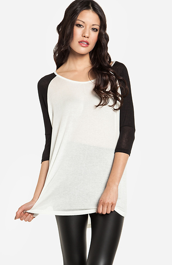 DAYDREAMER Oversized Dolman Raglan Tee in Black/White | DAILYLOOK