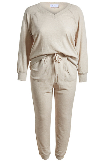 Contrast Knit Combo Set Slide 1